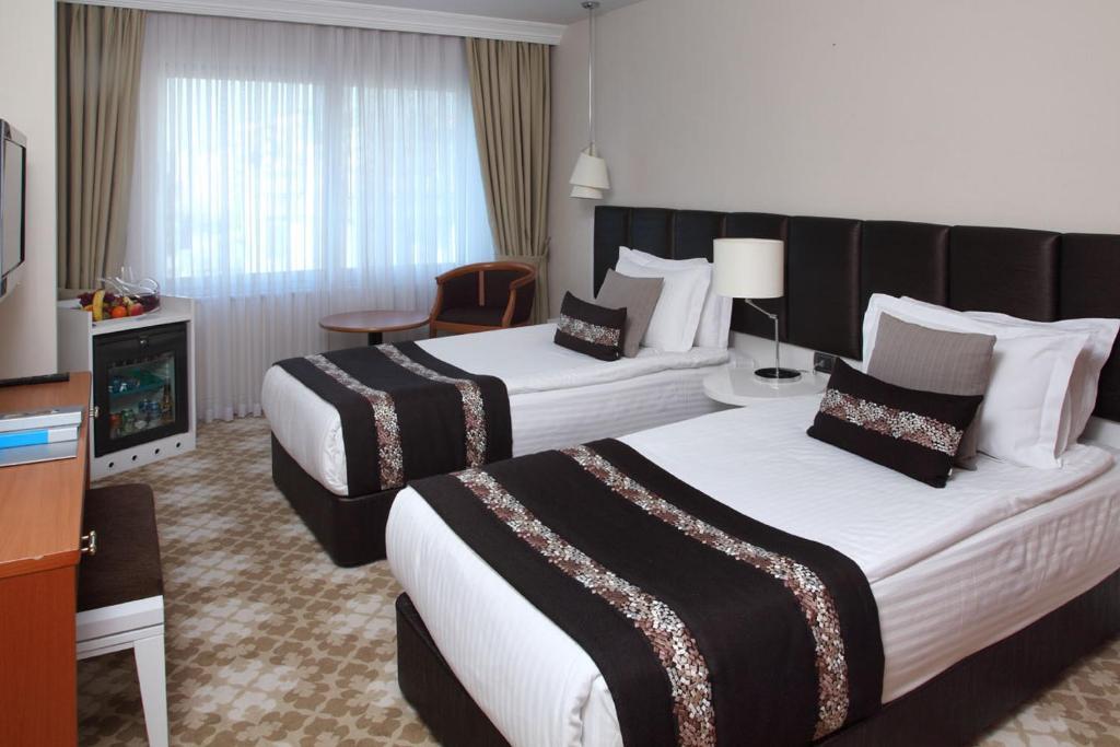 Jura Hotels Mavi Suermeli Adana Buitenkant foto